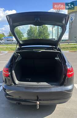 Хетчбек Audi A3 2012 в 
