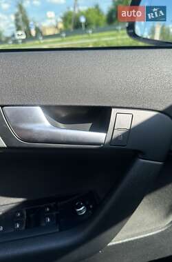 Хетчбек Audi A3 2012 в 