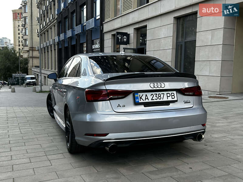 Седан Audi A3 2017 в Киеве
