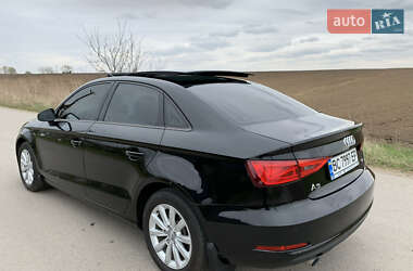 Седан Audi A3 2015 в 