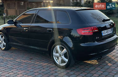 Хетчбек Audi A3 2011 в 