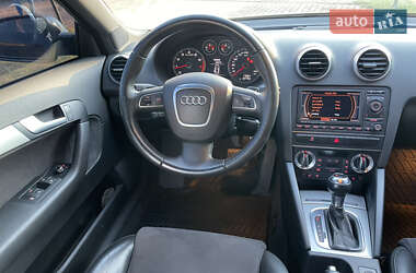 Хетчбек Audi A3 2011 в 