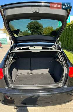 Хэтчбек Audi A3 2005 в 