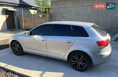 Хэтчбек Audi A3 2006 в 
