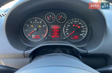 Хэтчбек Audi A3 2006 в 