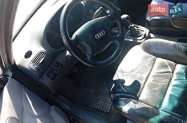 Хэтчбек Audi A3 1997 в 