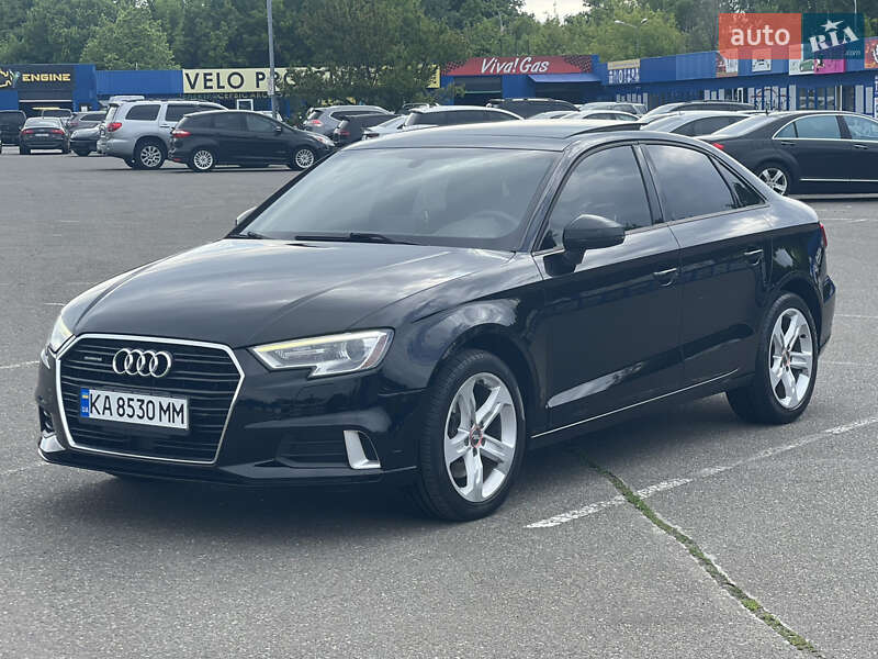 Седан Audi A3 2017 в Киеве