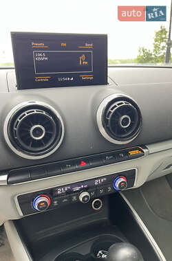 Седан Audi A3 2015 в 