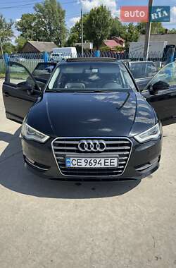 Хэтчбек Audi A3 2015 в Черновцах