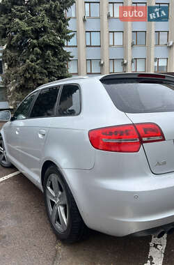 Хетчбек Audi A3 2008 в 