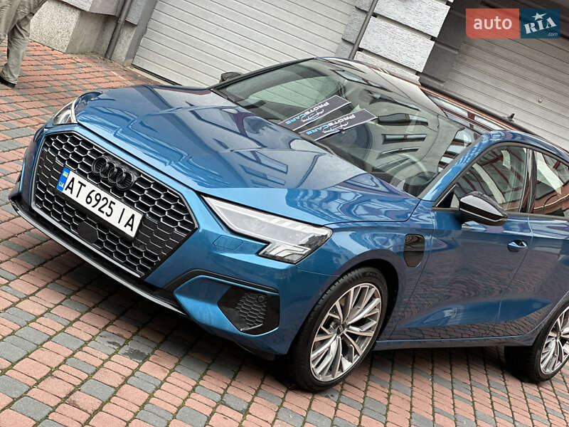Хэтчбек Audi A3 2021 в Ивано-Франковске