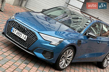 Хэтчбек Audi A3 2021 в 