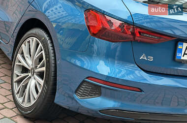 Хэтчбек Audi A3 2021 в 