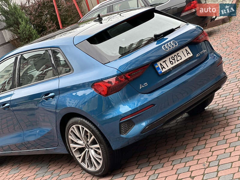 Хэтчбек Audi A3 2021 в Ивано-Франковске