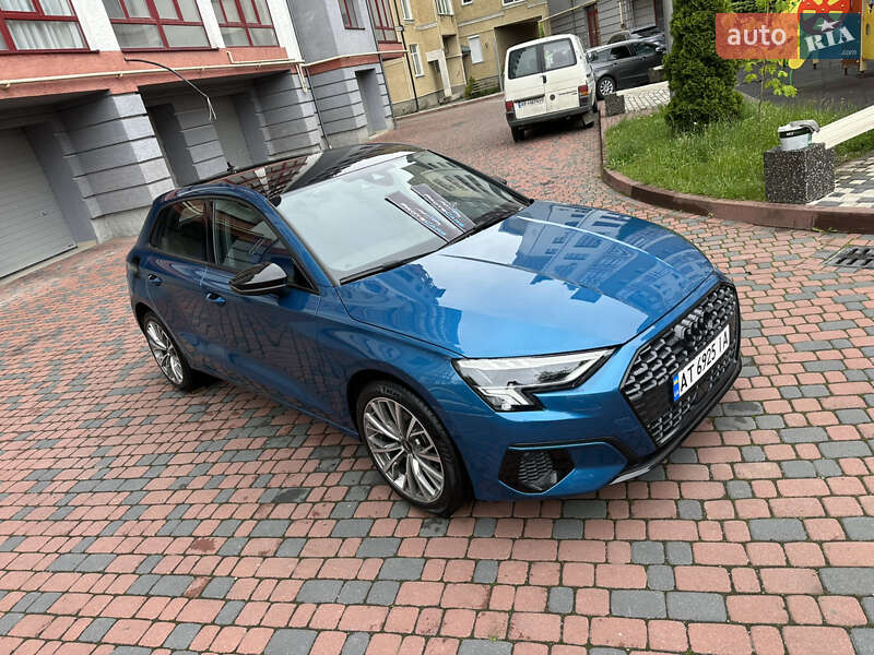 Хэтчбек Audi A3 2021 в Ивано-Франковске