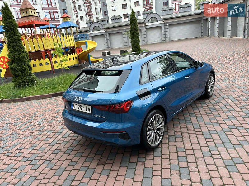 Хэтчбек Audi A3 2021 в Ивано-Франковске