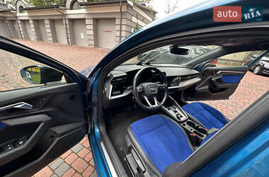 Хэтчбек Audi A3 2021 в 