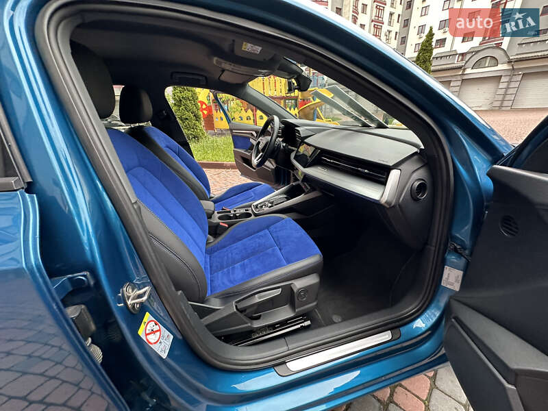 Хэтчбек Audi A3 2021 в Ивано-Франковске