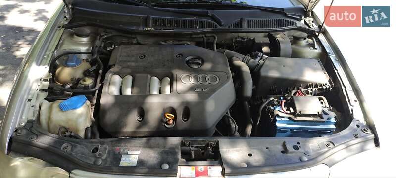 Хэтчбек Audi A3 2001 в Киеве