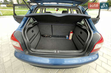 Хетчбек Audi A3 2001 в 