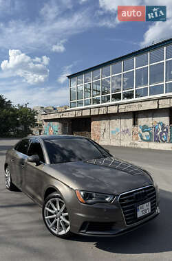 Седан Audi A3 2014 в Дніпрі