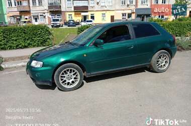 Хетчбек Audi A3 1999 в 