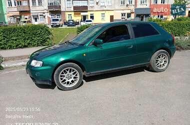 Хетчбек Audi A3 1999 в 
