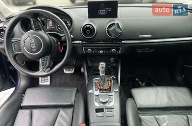 Седан Audi A3 2015 в 
