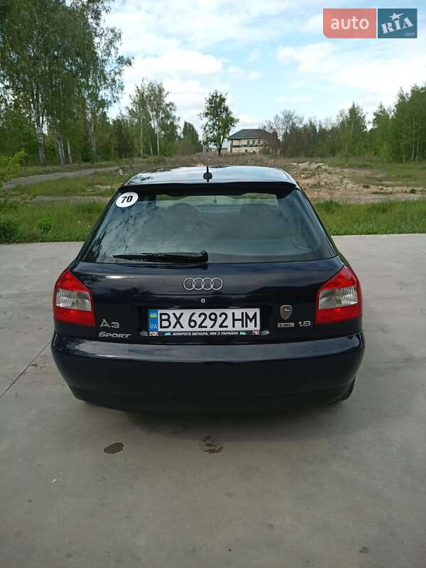 Хэтчбек Audi A3 2001 в Славуте