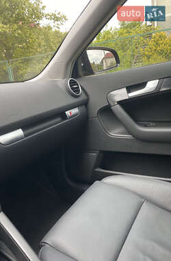 Хэтчбек Audi A3 2005 в 