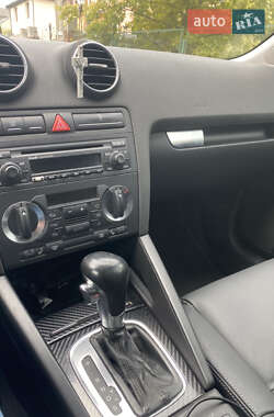 Хэтчбек Audi A3 2005 в 