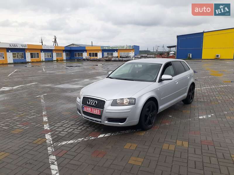 Хетчбек Audi A3 2006 в 