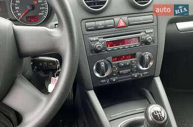 Хетчбек Audi A3 2006 в 