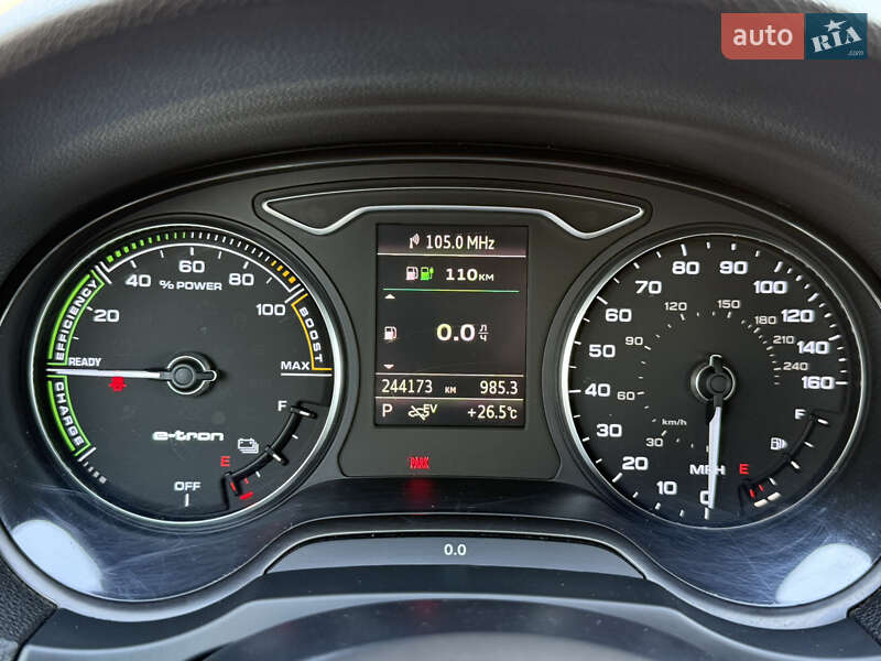 Хетчбек Audi A3 2015 в Чернівцях