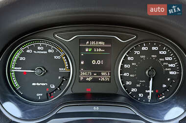 Хэтчбек Audi A3 2015 в 