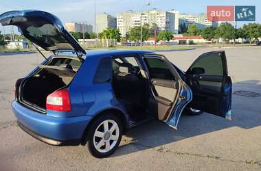 Хэтчбек Audi A3 2003 в Запорожье