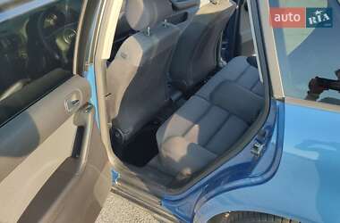 Хэтчбек Audi A3 2003 в 