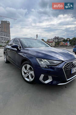 Седан Audi A3 2022 в Львове
