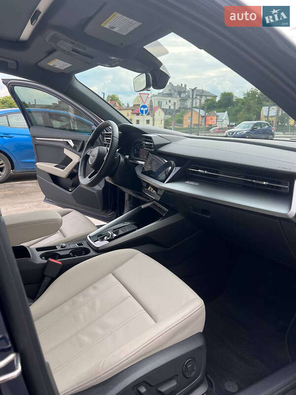 Седан Audi A3 2022 в Львове