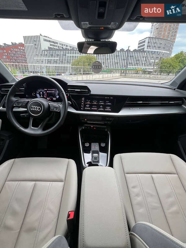 Седан Audi A3 2022 в Львове