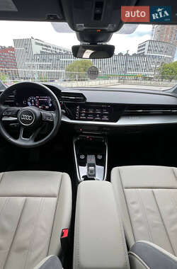 Седан Audi A3 2022 в 