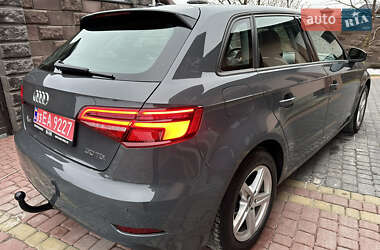 Хэтчбек Audi A3 2019 в 