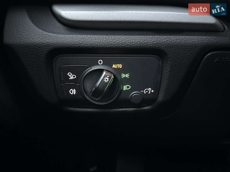 Хэтчбек Audi A3 2019 в Львове