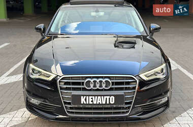 Седан Audi A3 2015 в 