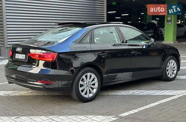 Седан Audi A3 2015 в 