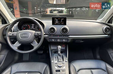 Седан Audi A3 2015 в 