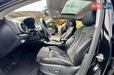 Хэтчбек Audi A3 2016 в 