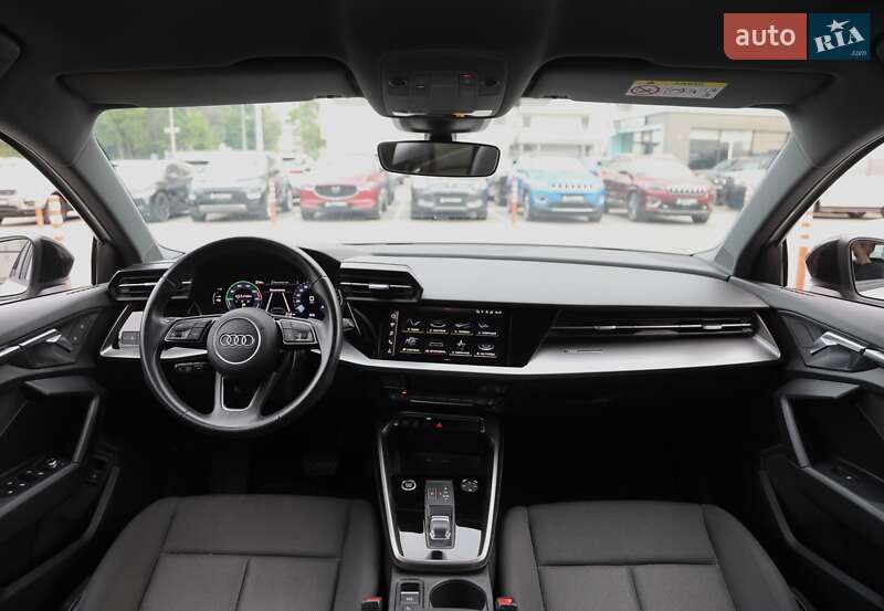 Хэтчбек Audi A3 2022 в Харькове