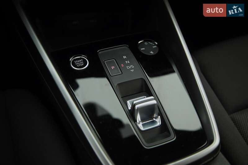 Хэтчбек Audi A3 2022 в Харькове