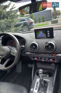 Седан Audi A3 2017 в 